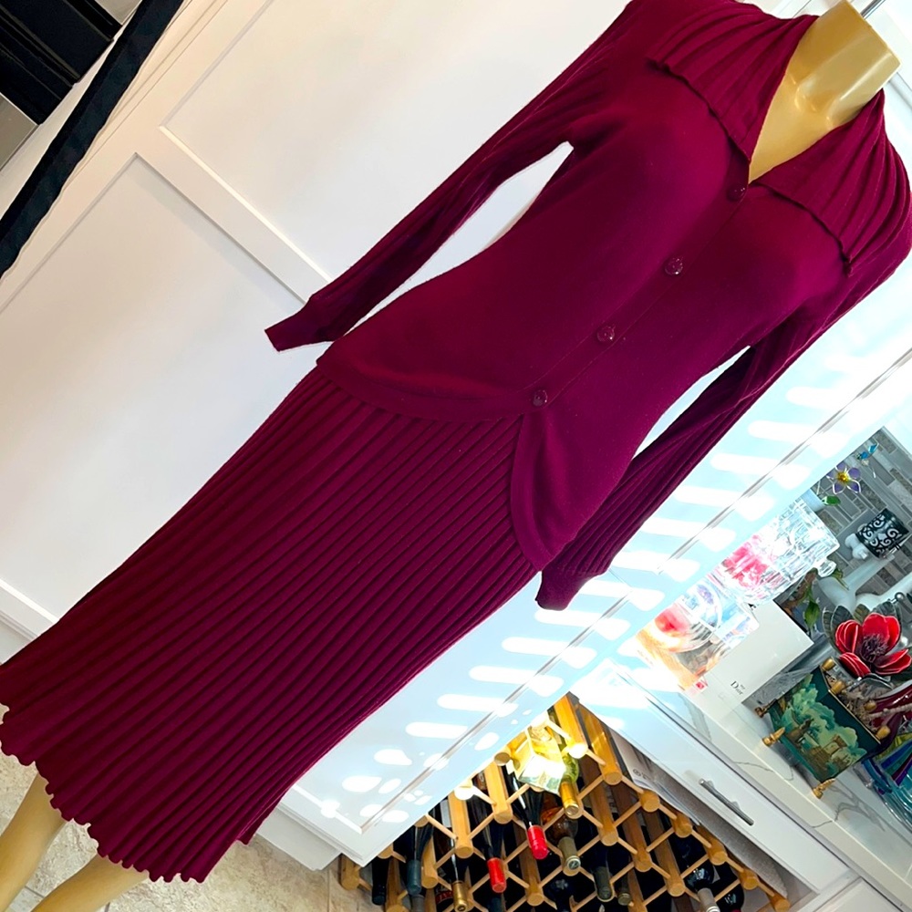 CLAUDEZ SKIRT AND CARDIGAN SIZE S BURGUNDY